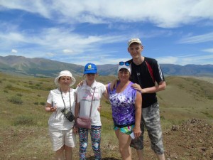 Над курайской степью, девочка с дцп , парень с травмой головы .