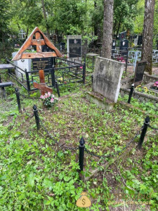 Нужна помощь в обустройстве захоронения родителей - cb97d1b7-2a35-4e70-ab66-3db56a4949f8.jpeg