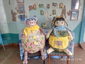 Вот эти игрушки сшили на сельско-хозяйственную выставку